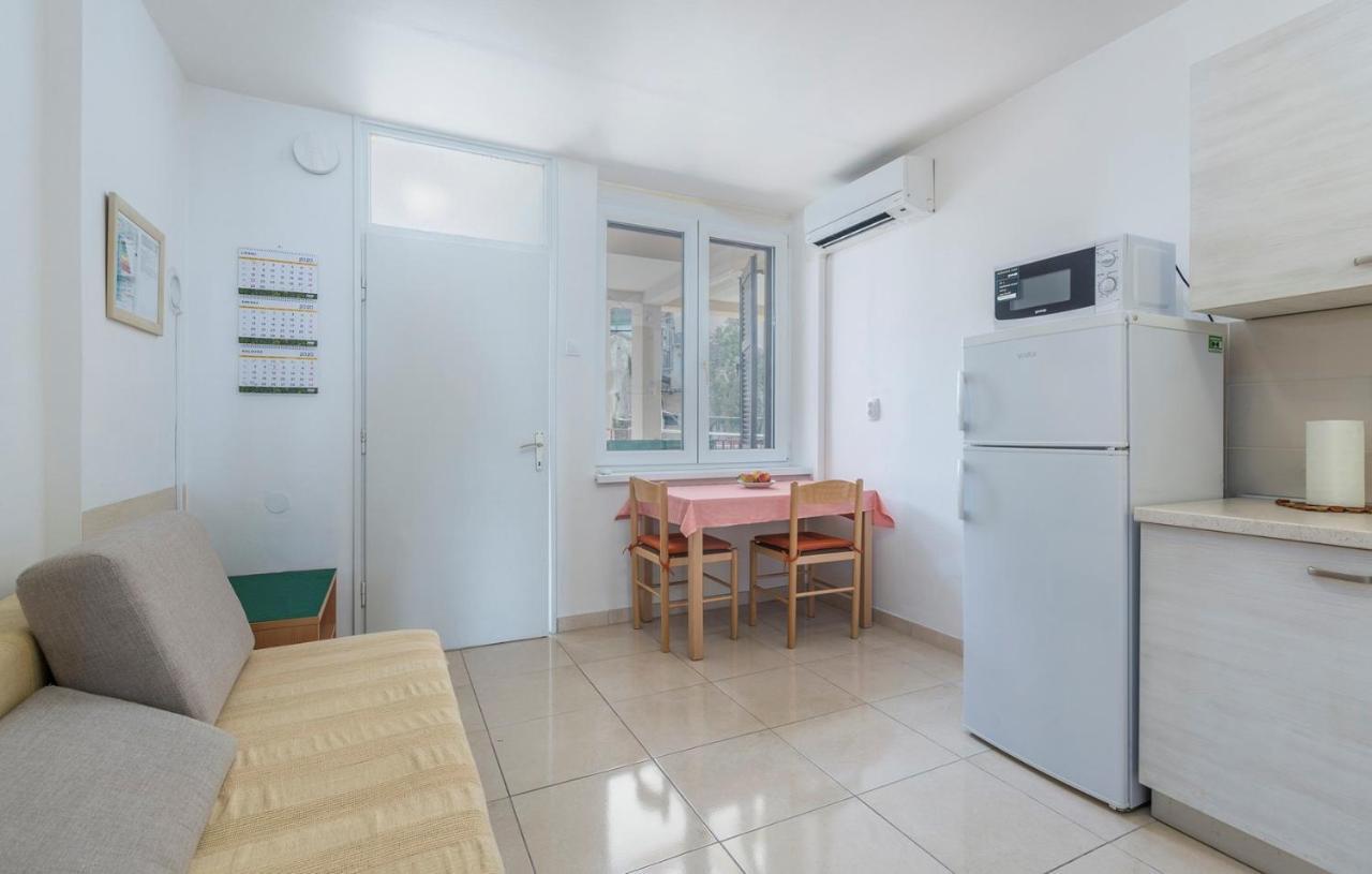 Peskera Apartments Tomicic โปเรช ห้อง รูปภาพ